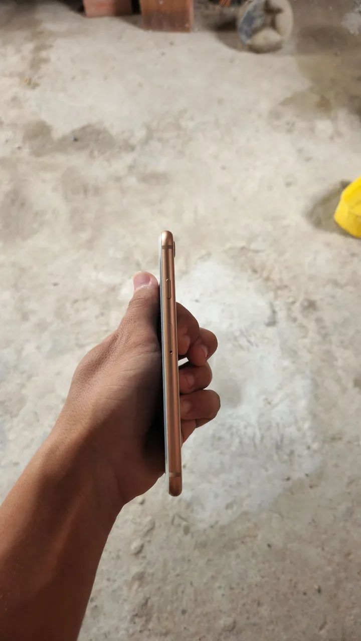 Celular iPhone 8 64 GB - Foto 4