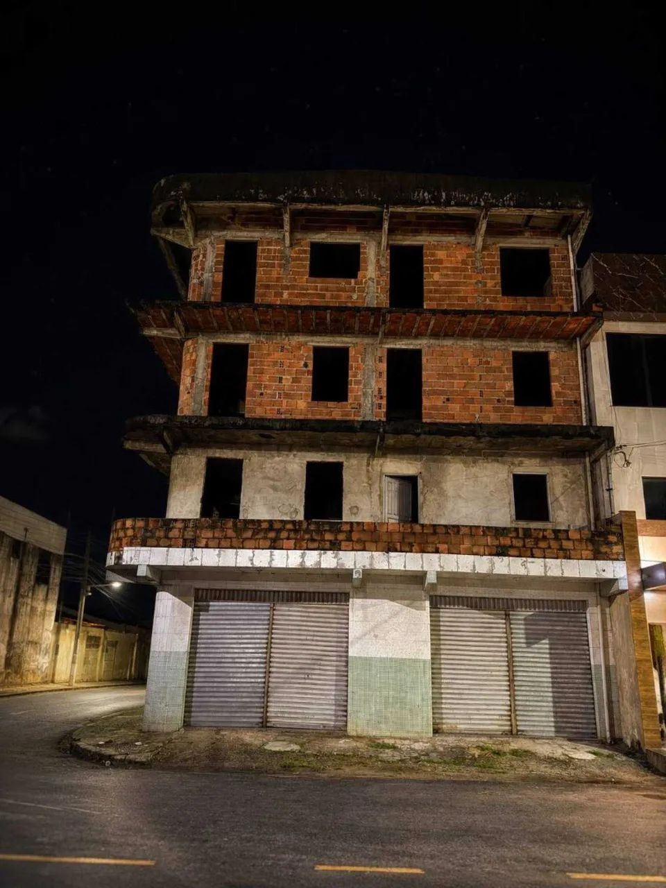 PRÉDIO COMERCIAL NO FERNANDO COLLOR [55985] - Foto 3