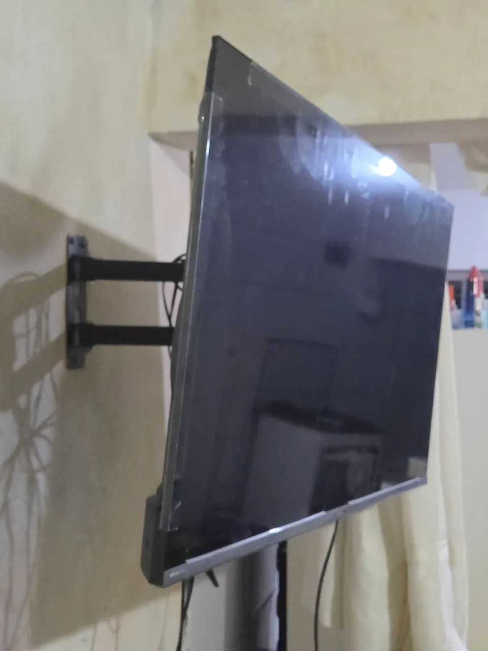 VENDO TV 40" com suporte incluso - Foto 2