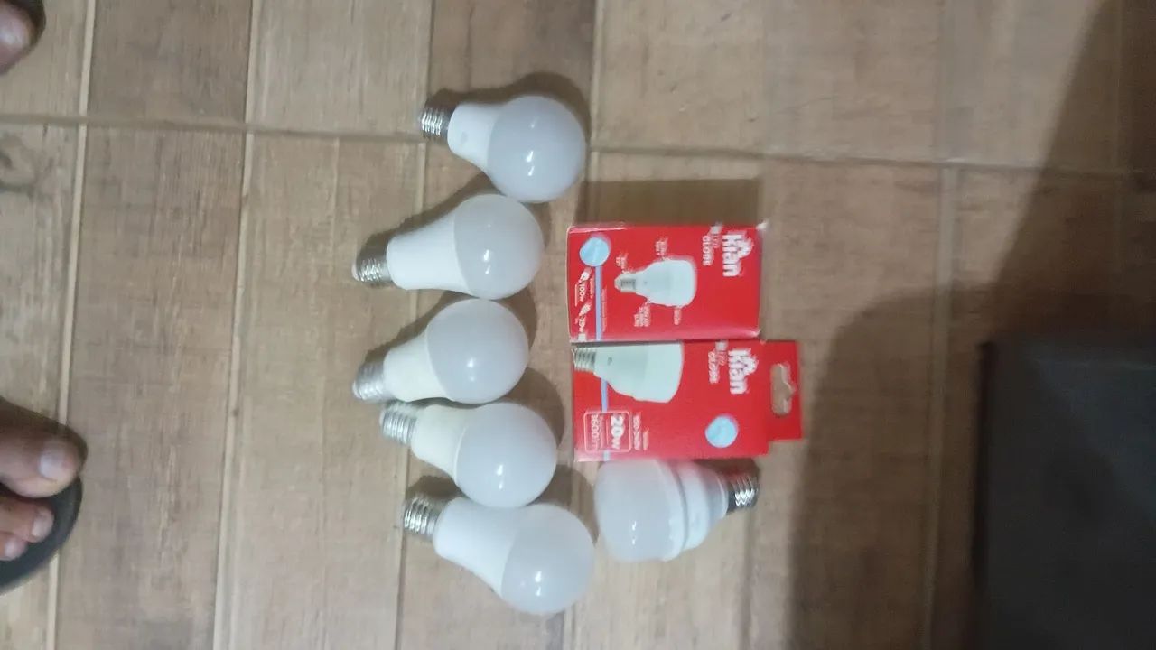 7 LÂMPADAS 100W 