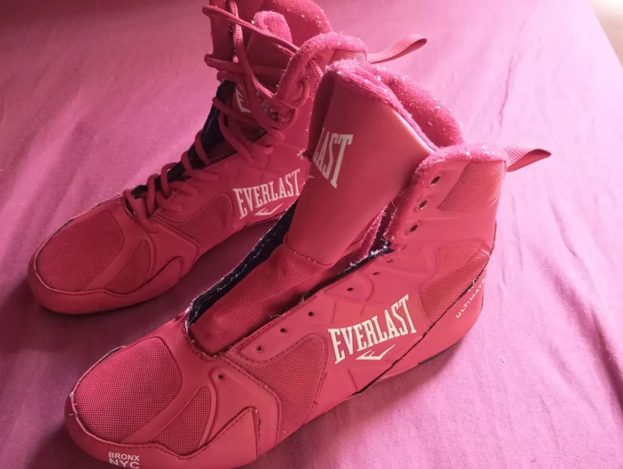 Bota Everlast excelente estado.