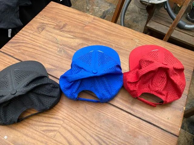 3 Boné de coleção Nike sb vermelho, preto e azul  - Foto 2