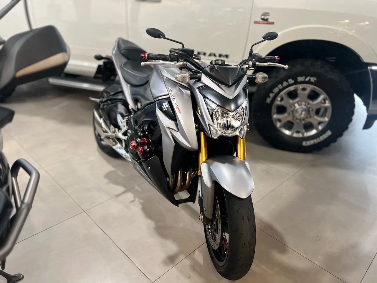 GSX-S