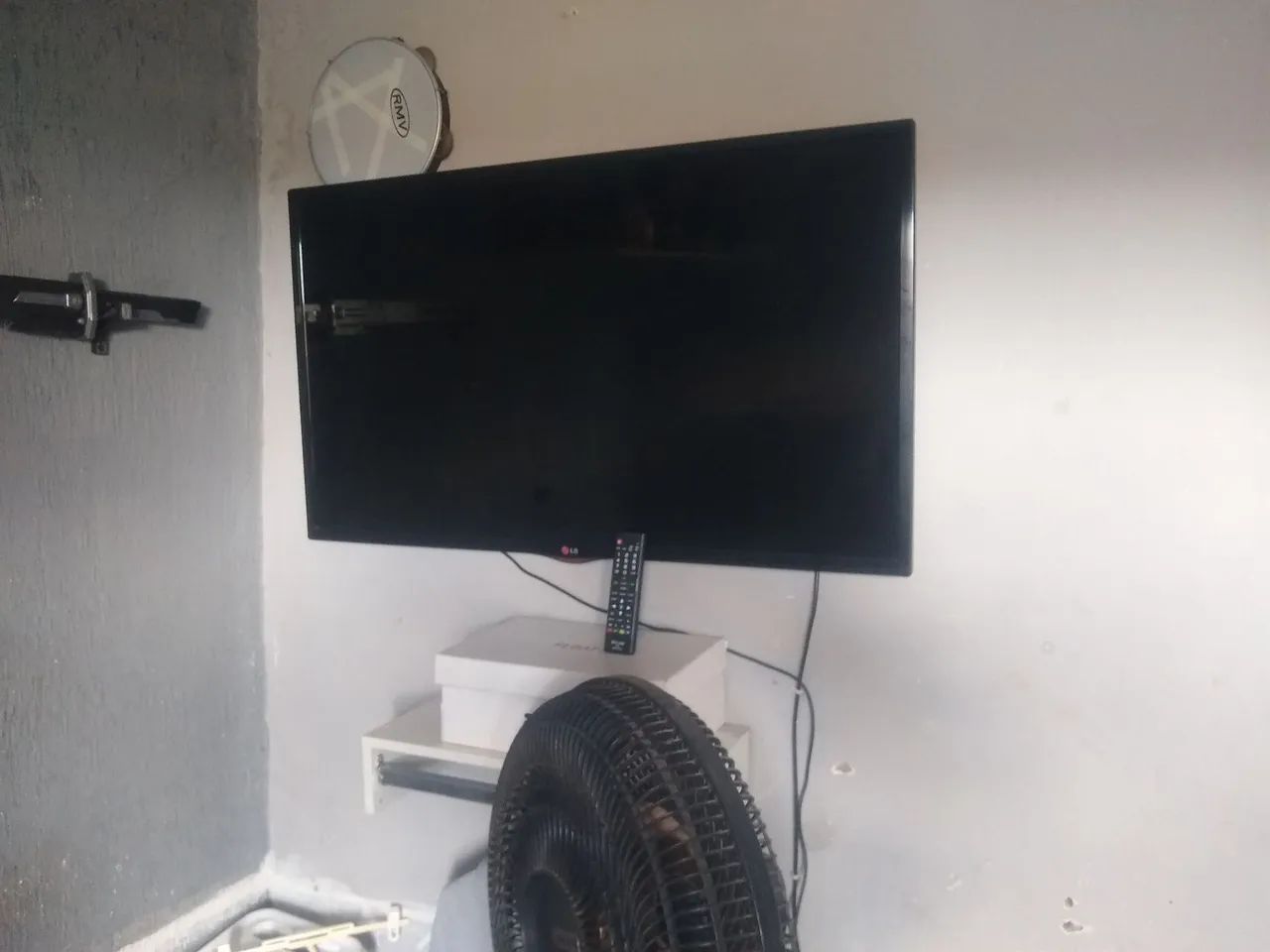 TV LG 42 polegadas não é smart..tem Chromecast por 550 reais em sobradinho 