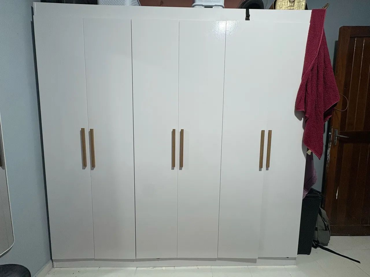 GUARDA ROUPA 8 PORTAS BRANCO