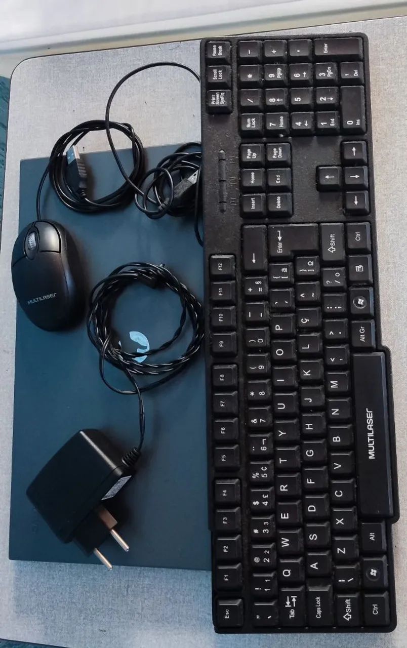 Notebook Lenovo + Teclado e mousse da Multilaser 