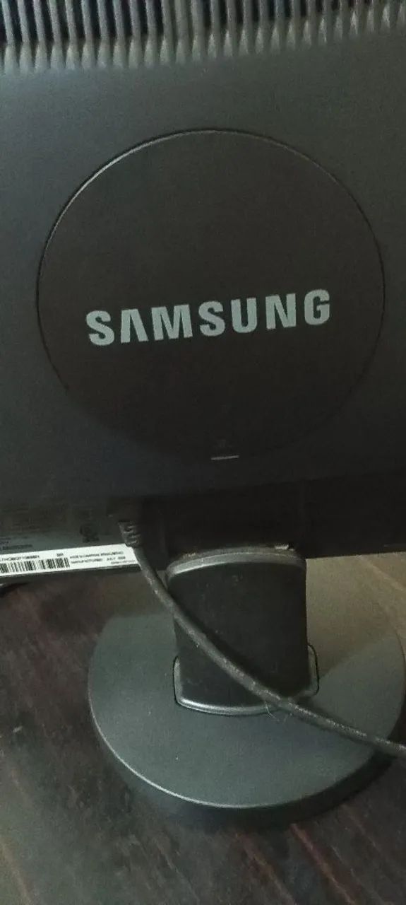 Monitor Samsung SyncMaster 743N - Foto 5