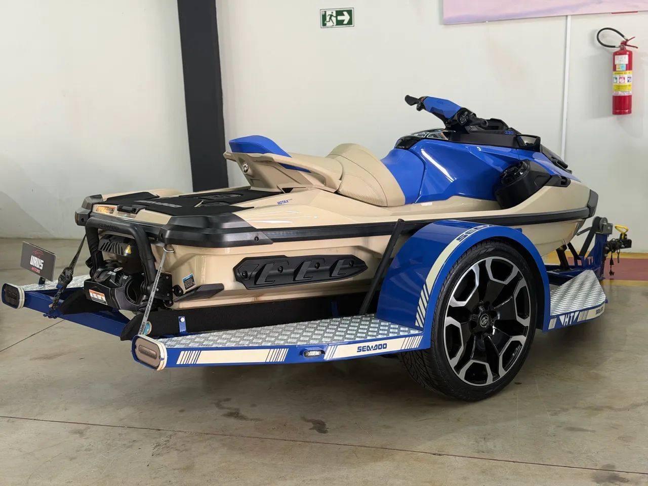 JET SEA DOO WAKE PRO 230 2025 