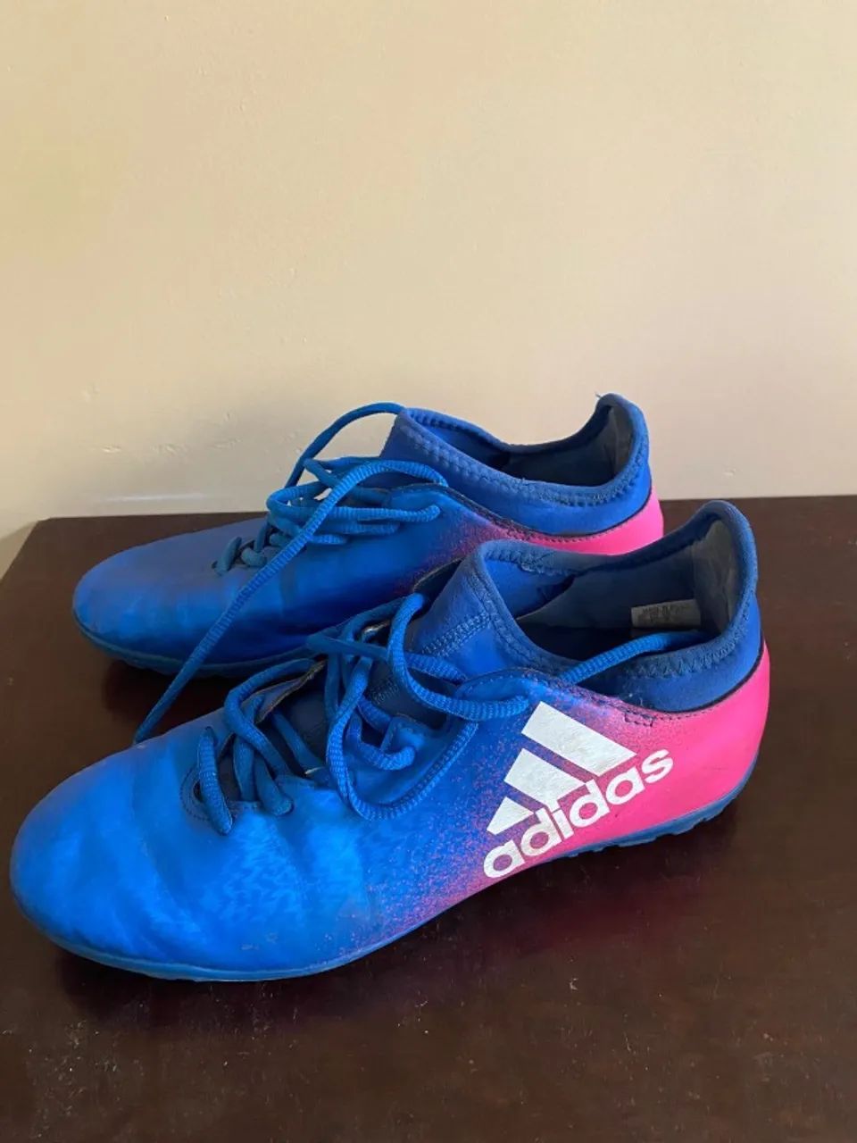 chuteira botinha adidas - Foto 2
