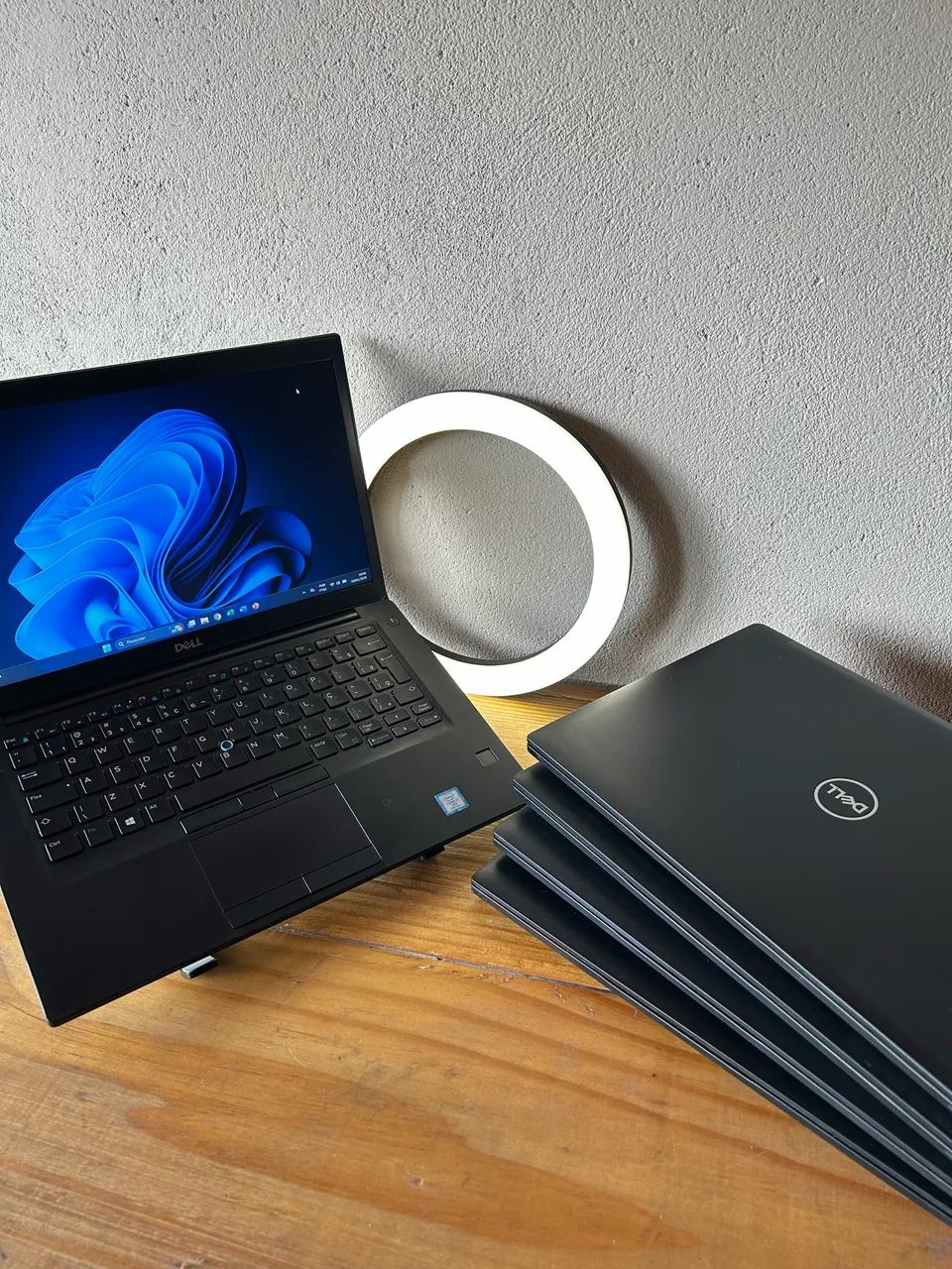 Notebook Dell i7 8ª Geração / 8GB RAM / 128GB SSD / UHD Graphics 620 / Tela 14?