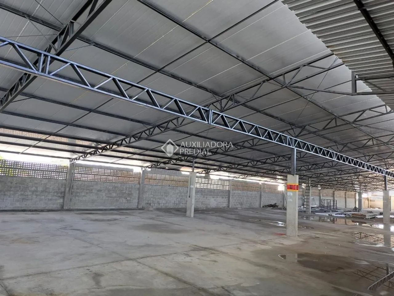 Posicionamento Logístico Estratégico para Operações de Comércio Exterior - Galpão Industri - Foto 5