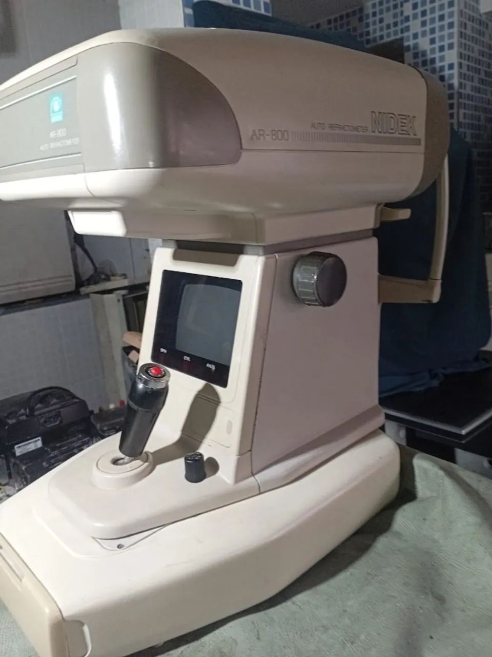Auto refrator nidek ar 800  - Foto 3