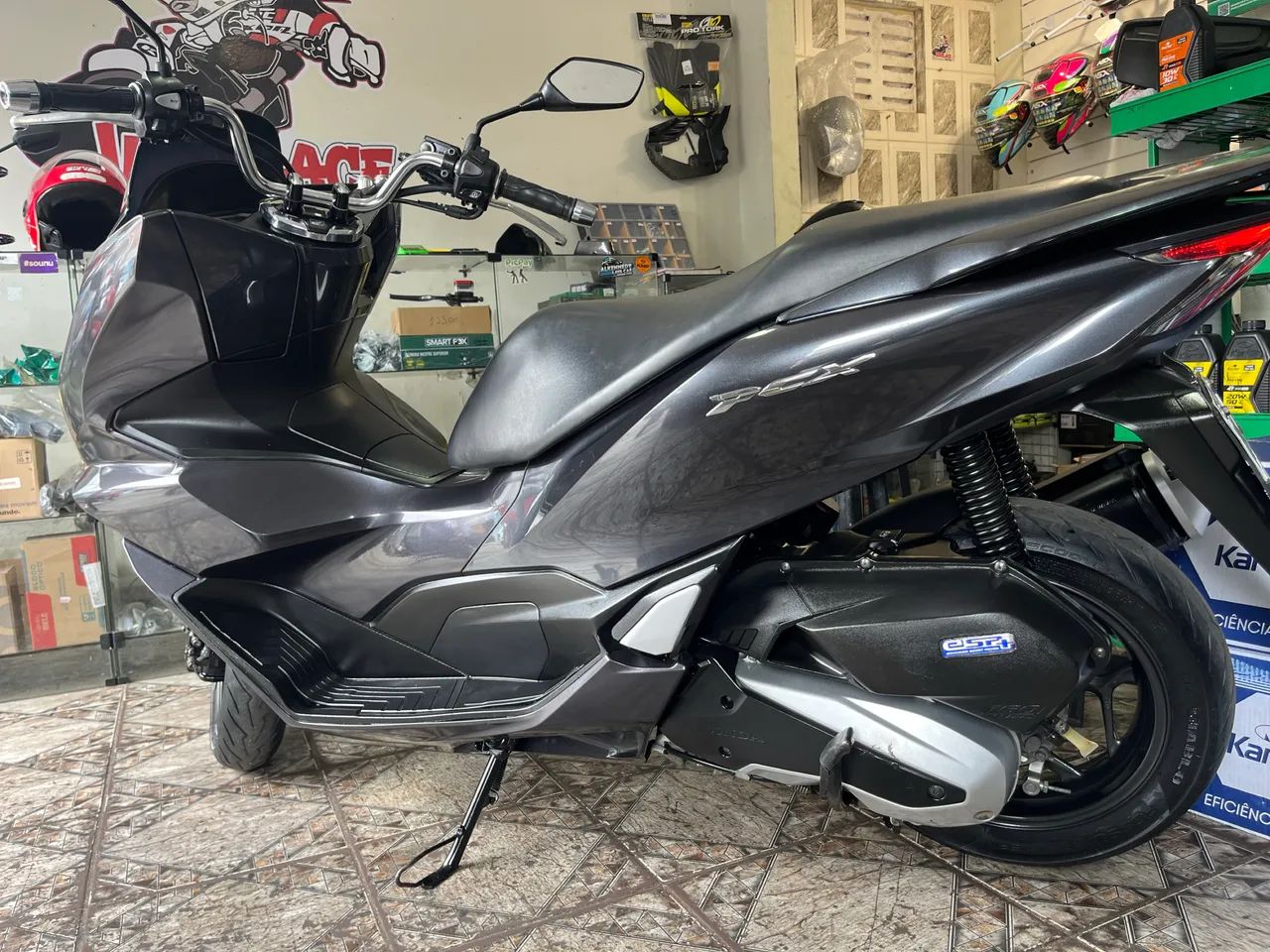 Pcx 2023 DLX  - Foto 2