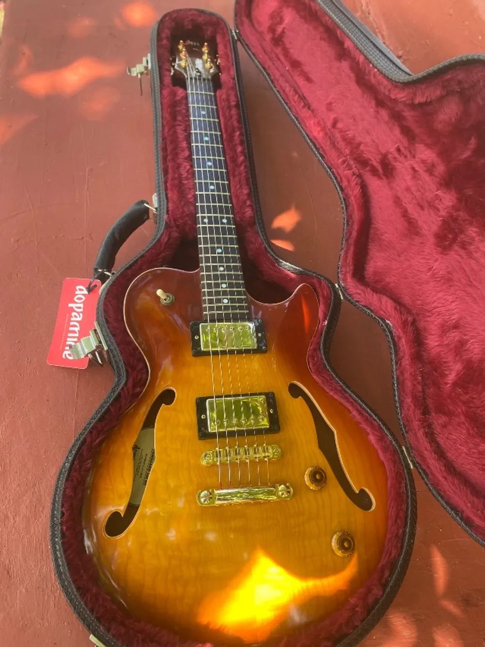 Guitarra Dopamini