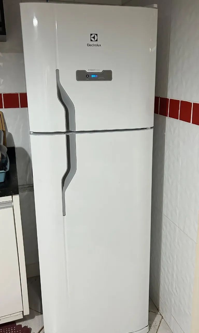 Geladeira eletrolux 