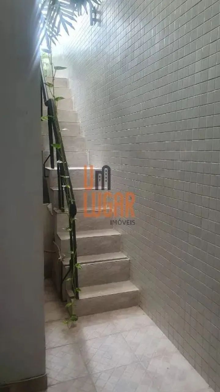 UM LUGAR IMÓVEIS VENDE CASA DE 2 ANDARES NA TRAVESSA QUINTINO BOCAIUVA FINS RESIDENCIAIS/C - Foto 8