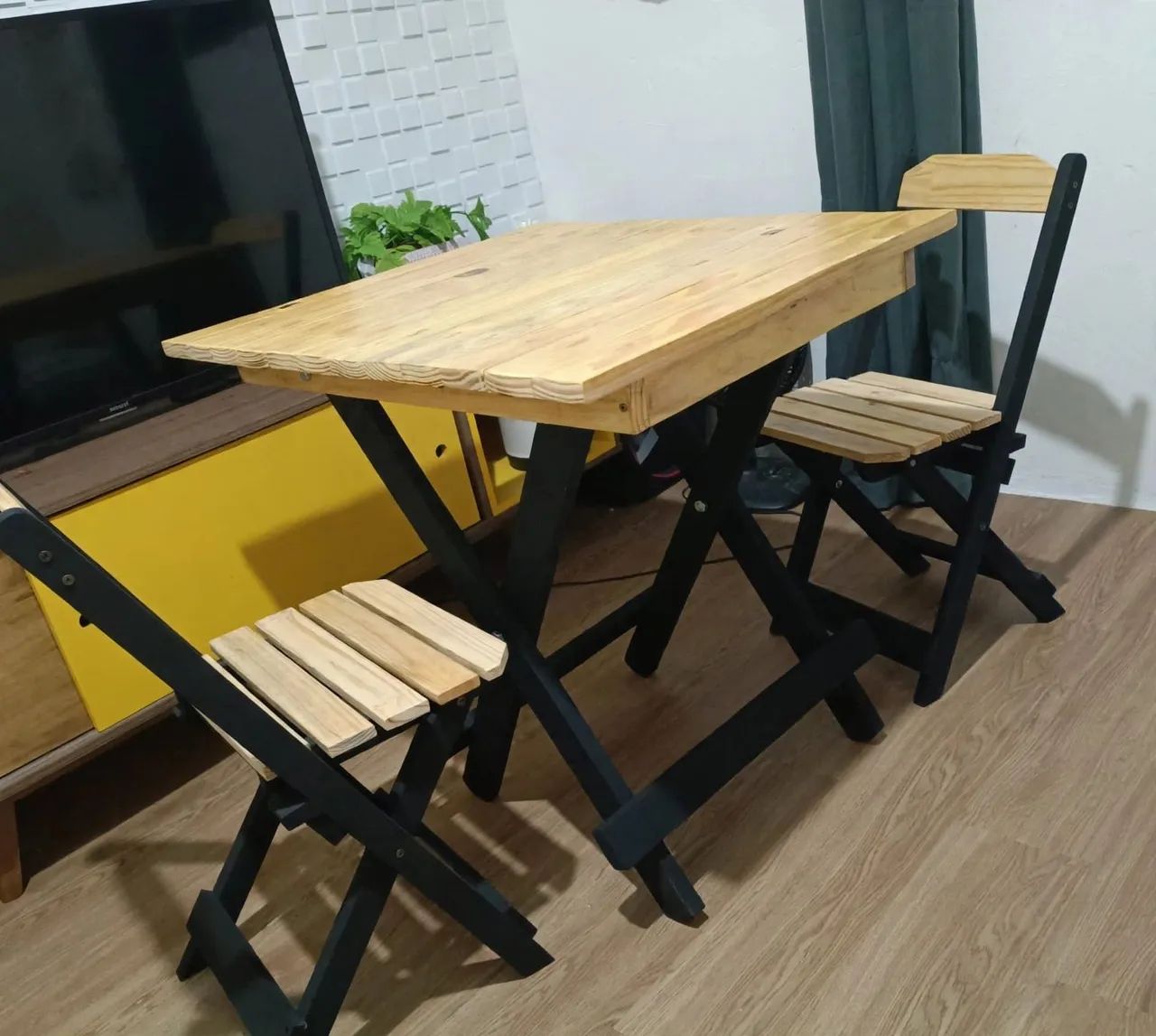 Mesa 60x60 Pinus Aparelhado Qualidade