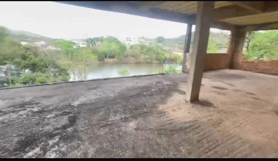  Casa em construção  - Vista para Lagoa -  - Foto 5