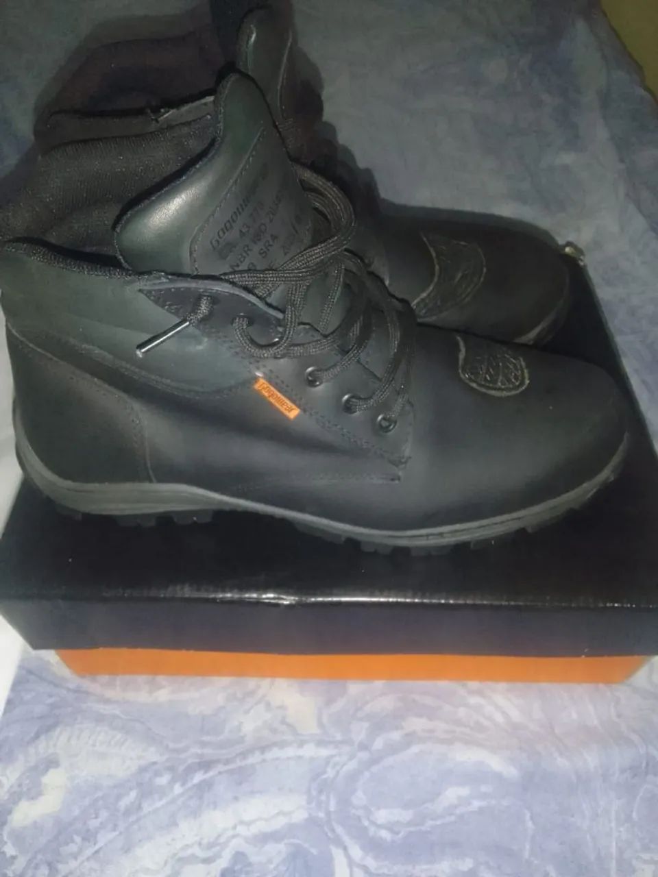 Vendo par de botas - Foto 4