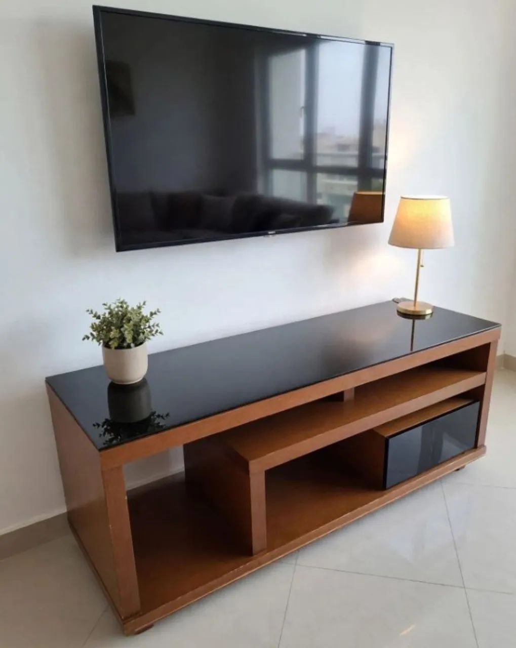Rack Estante com Vidro Preto