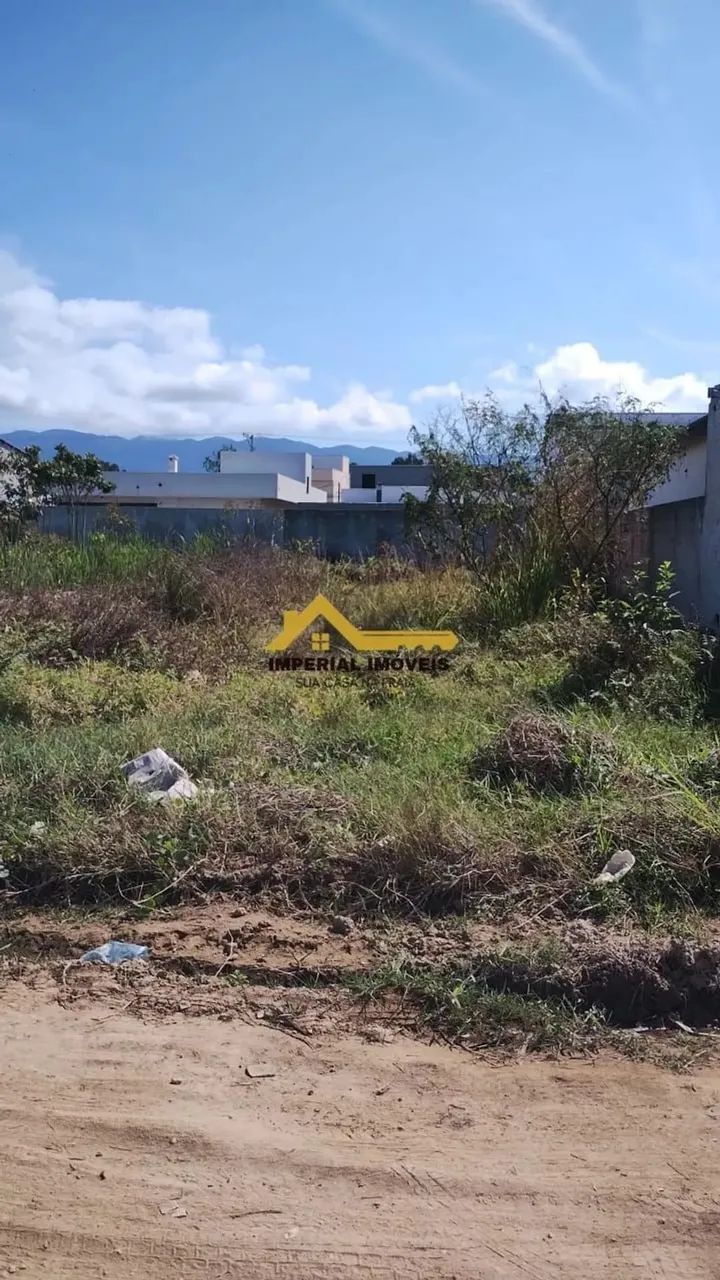 À VENDA - TERRENO NO BALNEÁRIO DOS GOLFINHOS CARAGUATATUBA/SP