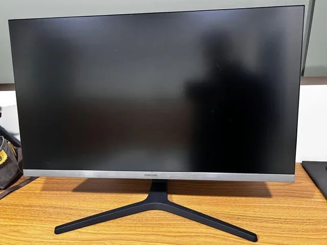 Monitor Samsung UR550 28" 4K UHD IPS (LU28R550UQLMZD)