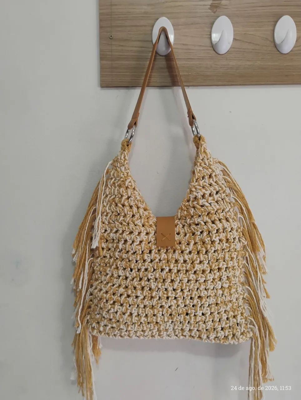 BOLSA CROCHÊ BICOLOR.