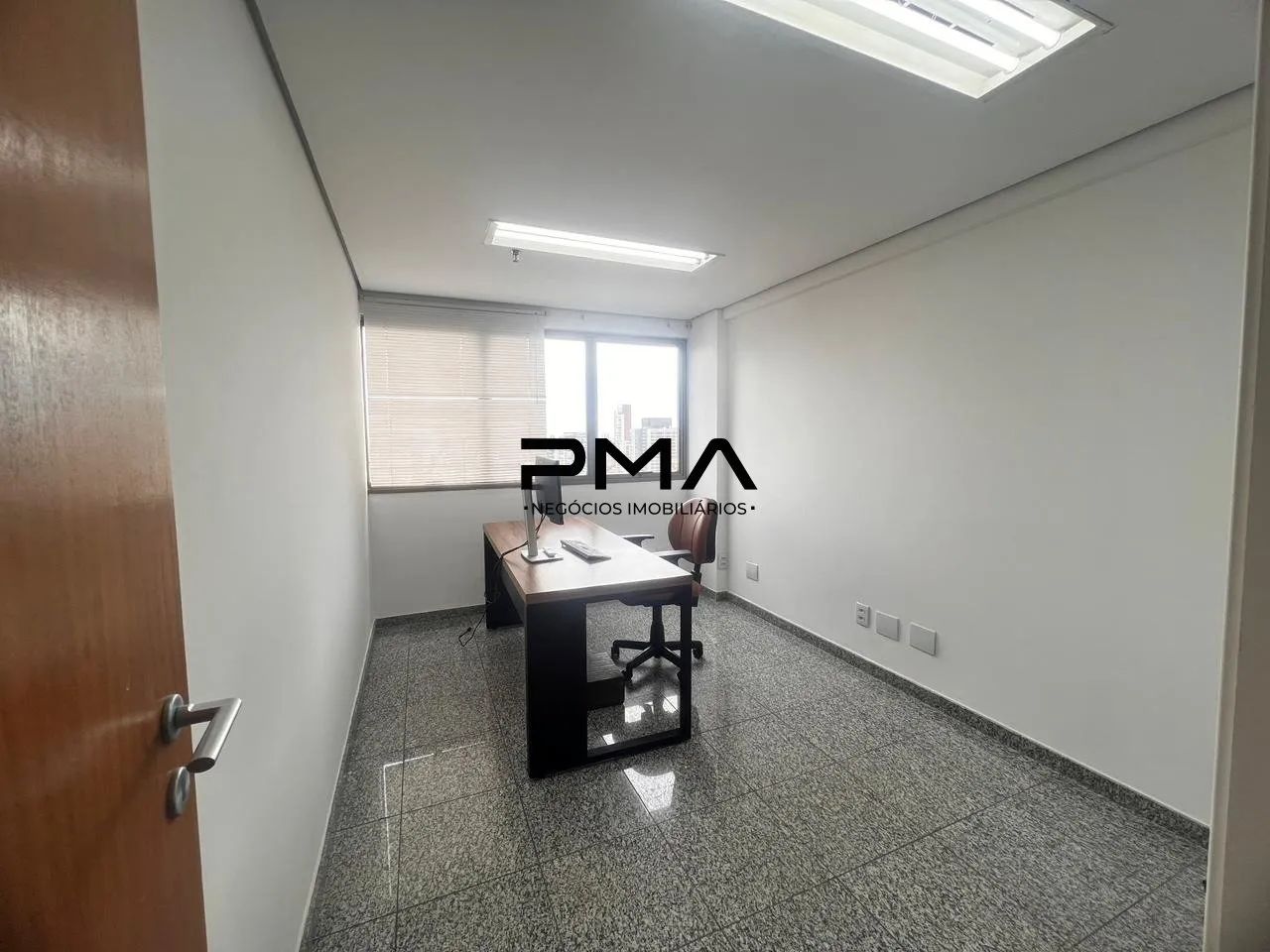 Sala Comercial à venda na Aclimação, SP