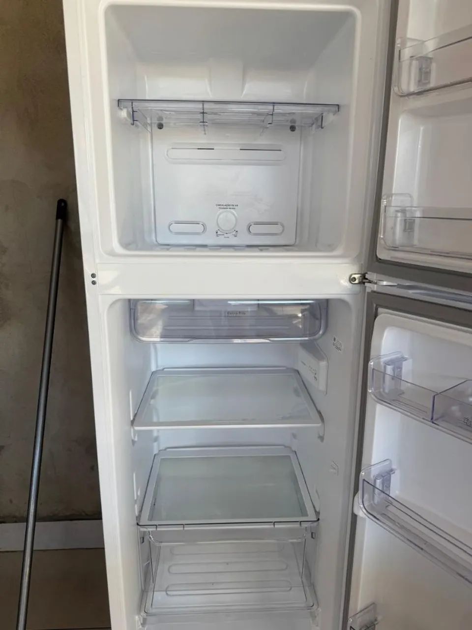 VENDE-SE GELADEIRA CONSUL. - Foto 2