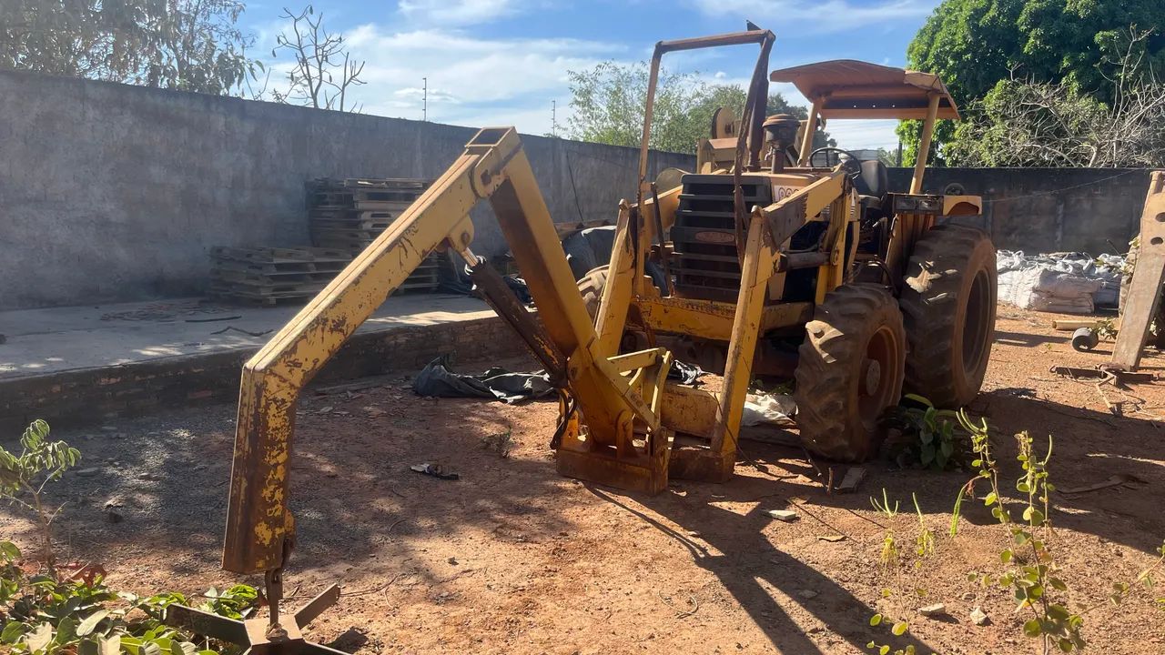 Trator CBT 8260 4x4 - Foto 2
