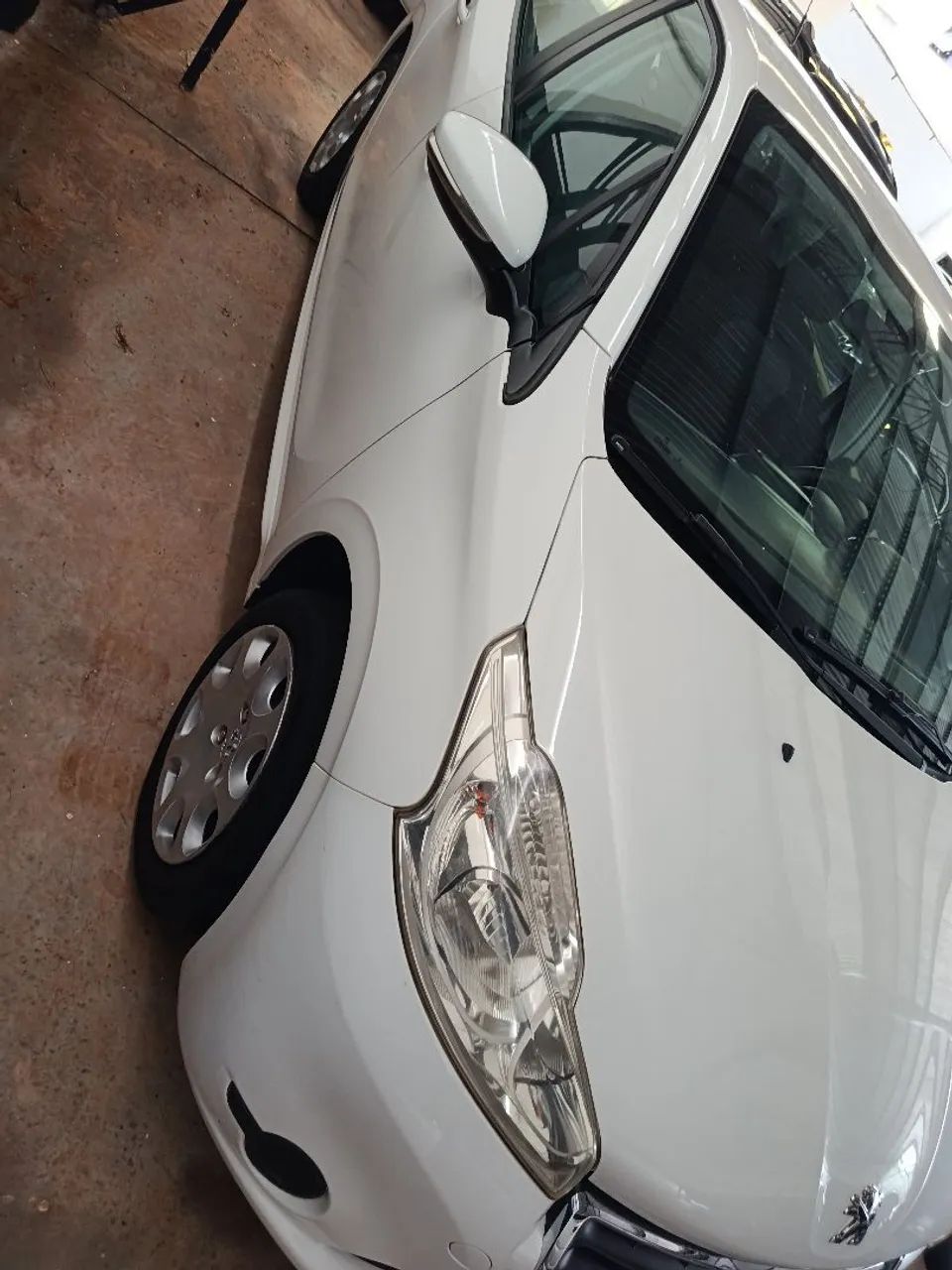 Peugeot 208 Active/active Pack 1.5 Flex 8V 5P 2015 - Foto 2