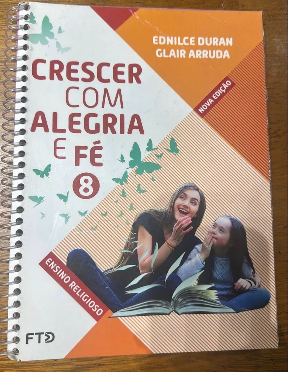 livro crescer com alegria e fé  8º ano