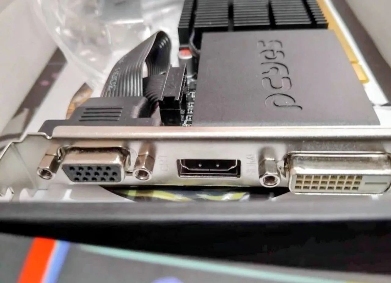 placa de vídeo r5 220 - Foto 4