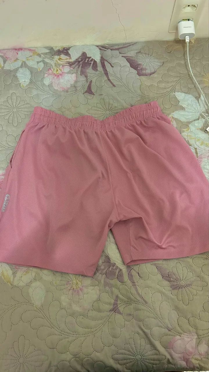 Vendo short rosa 
