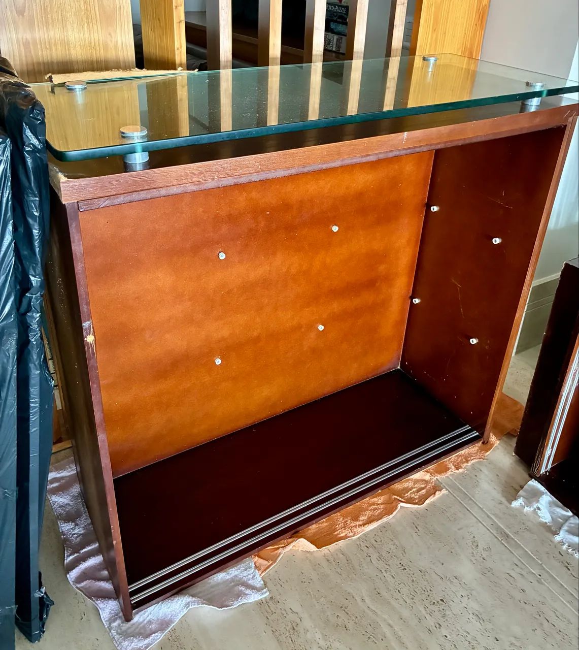 2 móveis excelentes - MDF - vidro perfeito - para sala e quarto - Foto 2