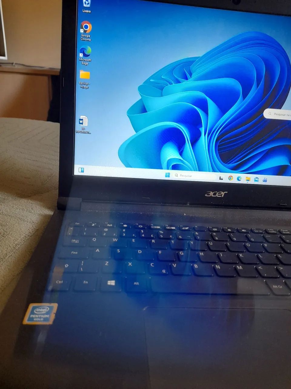 Vendo notebook acer aspire 4gb ram pentium gold - Foto 3