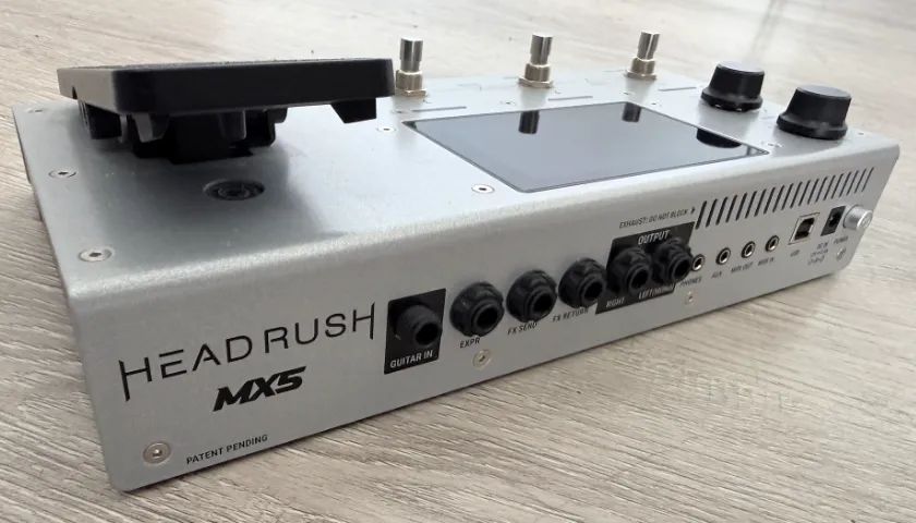 Pedaleira Headrush MX5 PRATA - USADA  - Foto 4