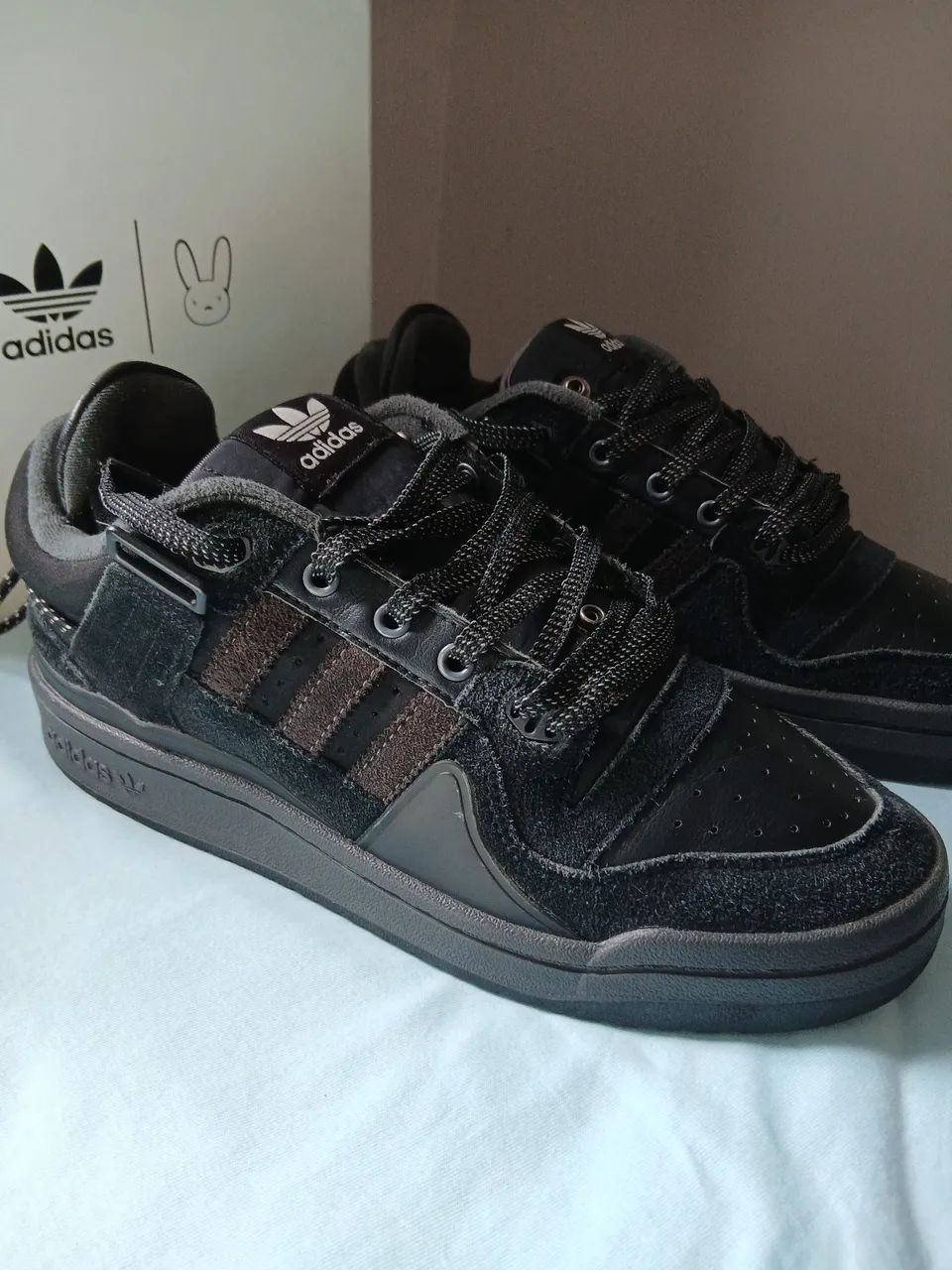 Adidas BAD BUNNY - Foto 2
