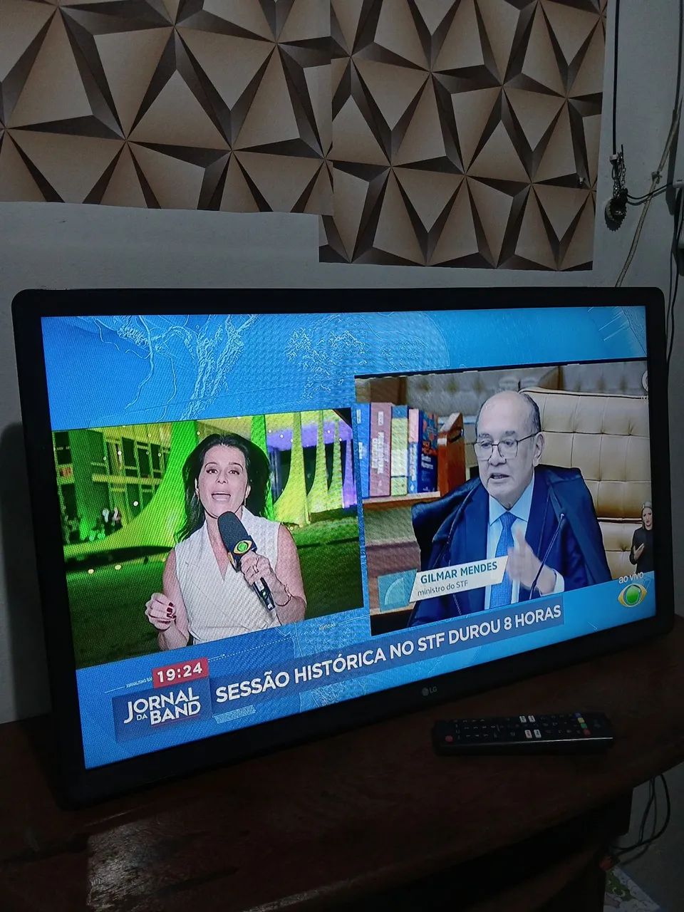 TV SMART LG 32 POLEGADAS  - Foto 3