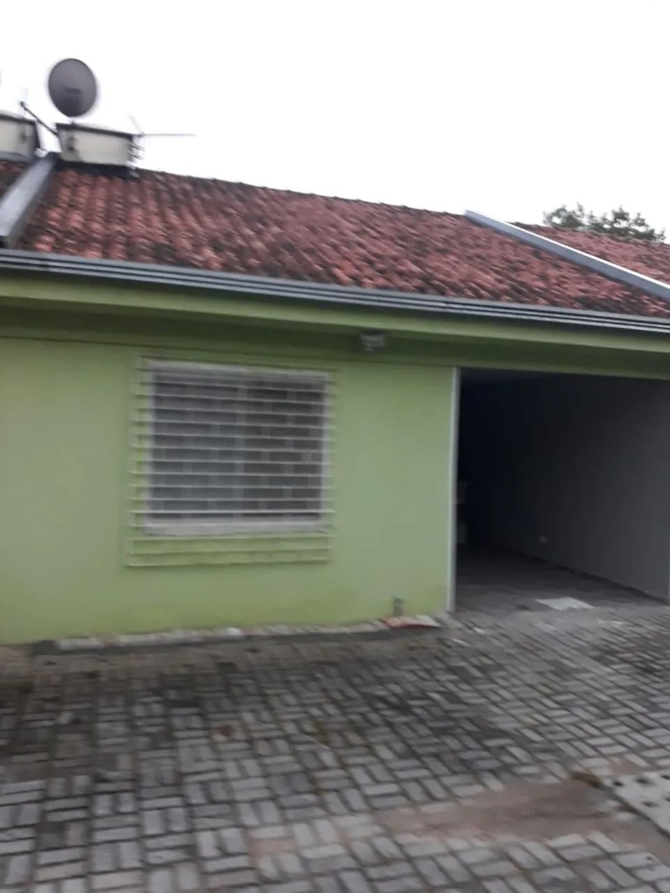 Casa para alugar em condomínio 