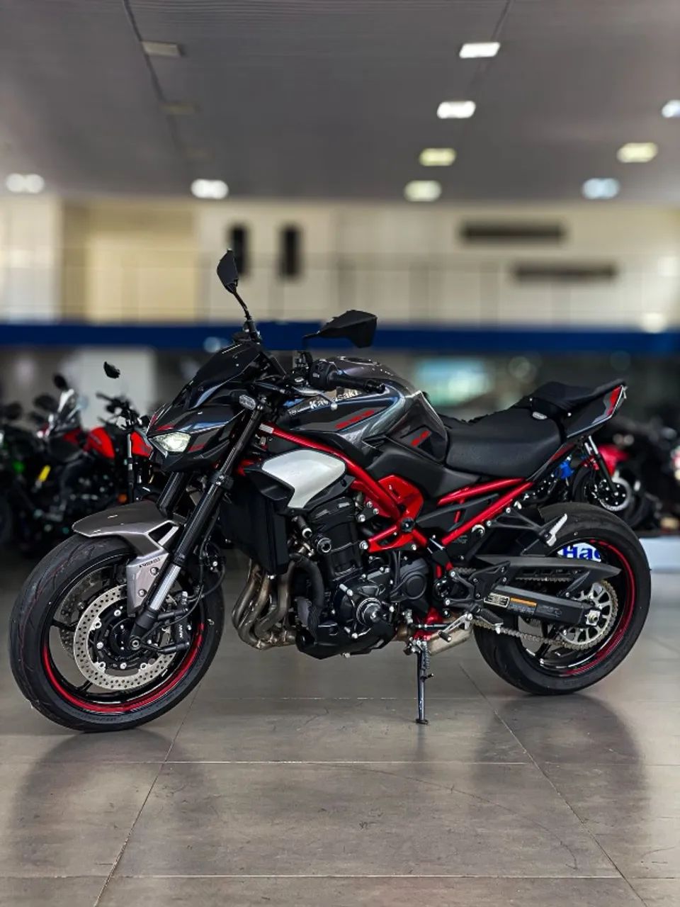 KAWASAKI Z900 - 2025/2026