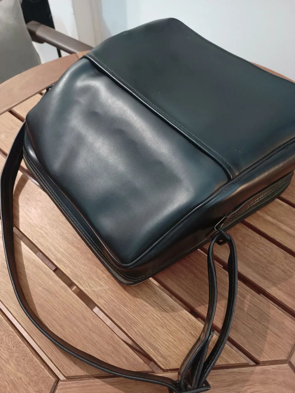 Máquina de escrever Olivetti verde e bolsa de couro original  - Foto 5