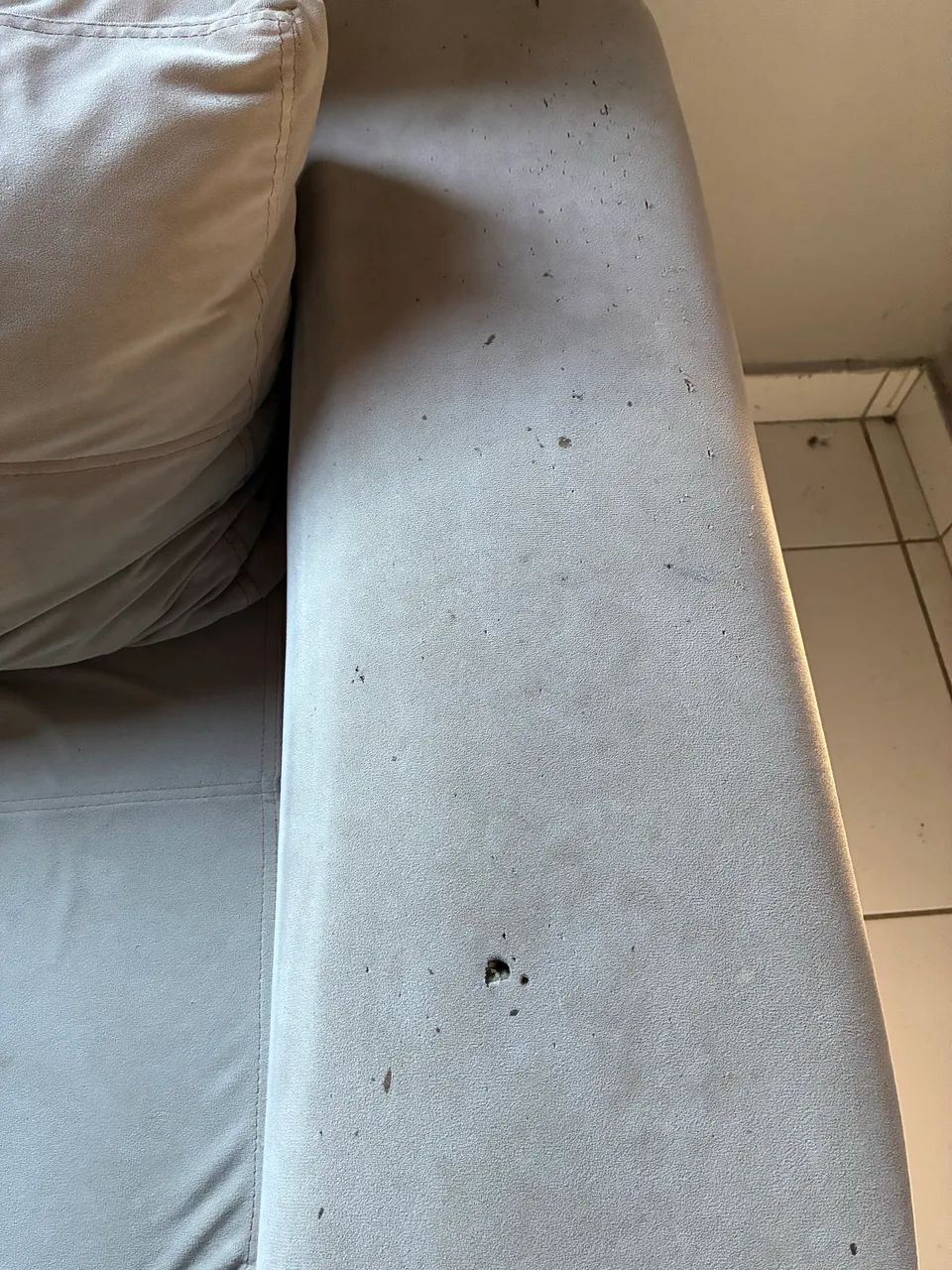 Sofá 3 lugares com puff removível  - Foto 3