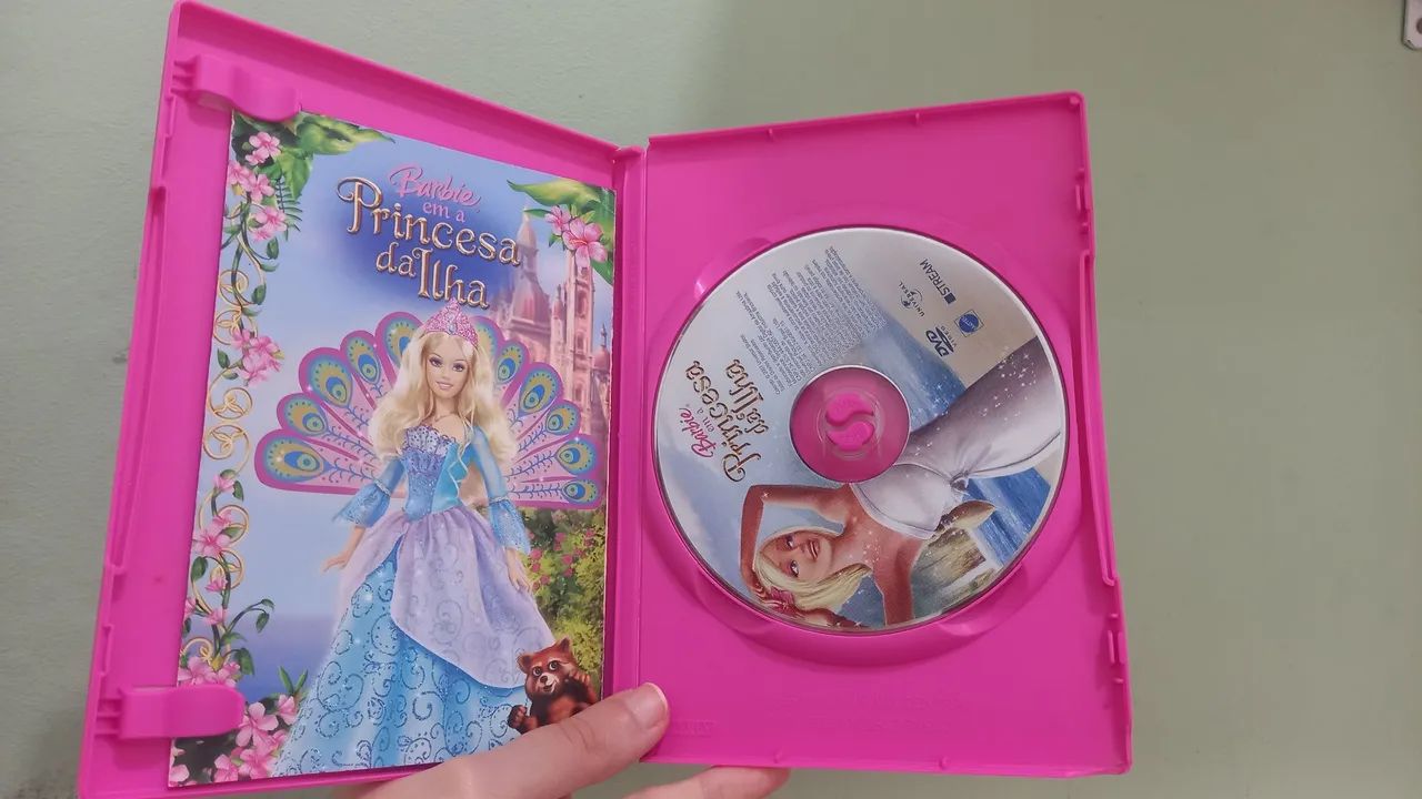 DVD Barbie em a Princesa da Ilha original  - Foto 4