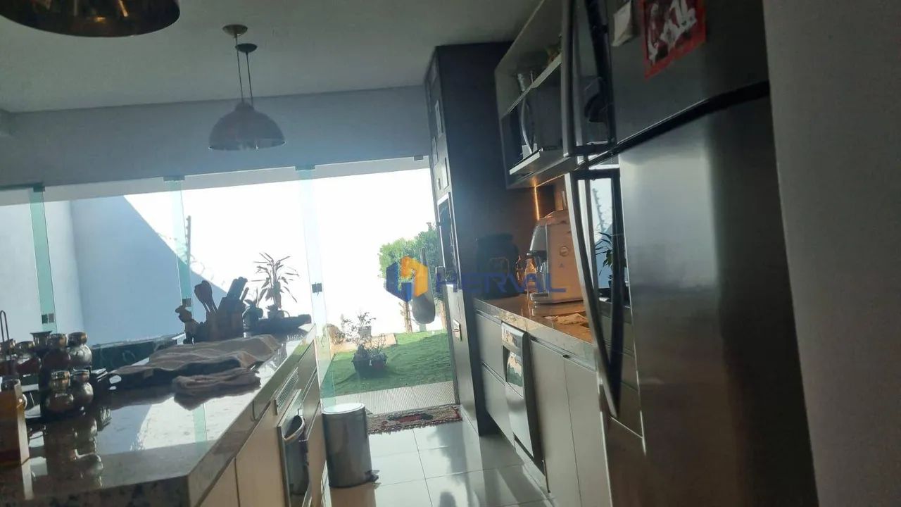 (Aceita troca) Sobrado com 3 quartos à venda, 178 m² por R$ 1.150.000 - Jardim Higienópoli - Foto 3