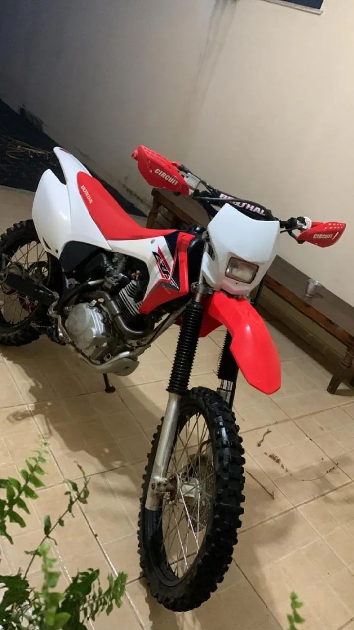 HONDA CRF, 230cc - Foto 2