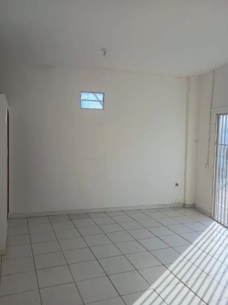 Vendo loja grande novo centro de Guarapari   - Foto 2