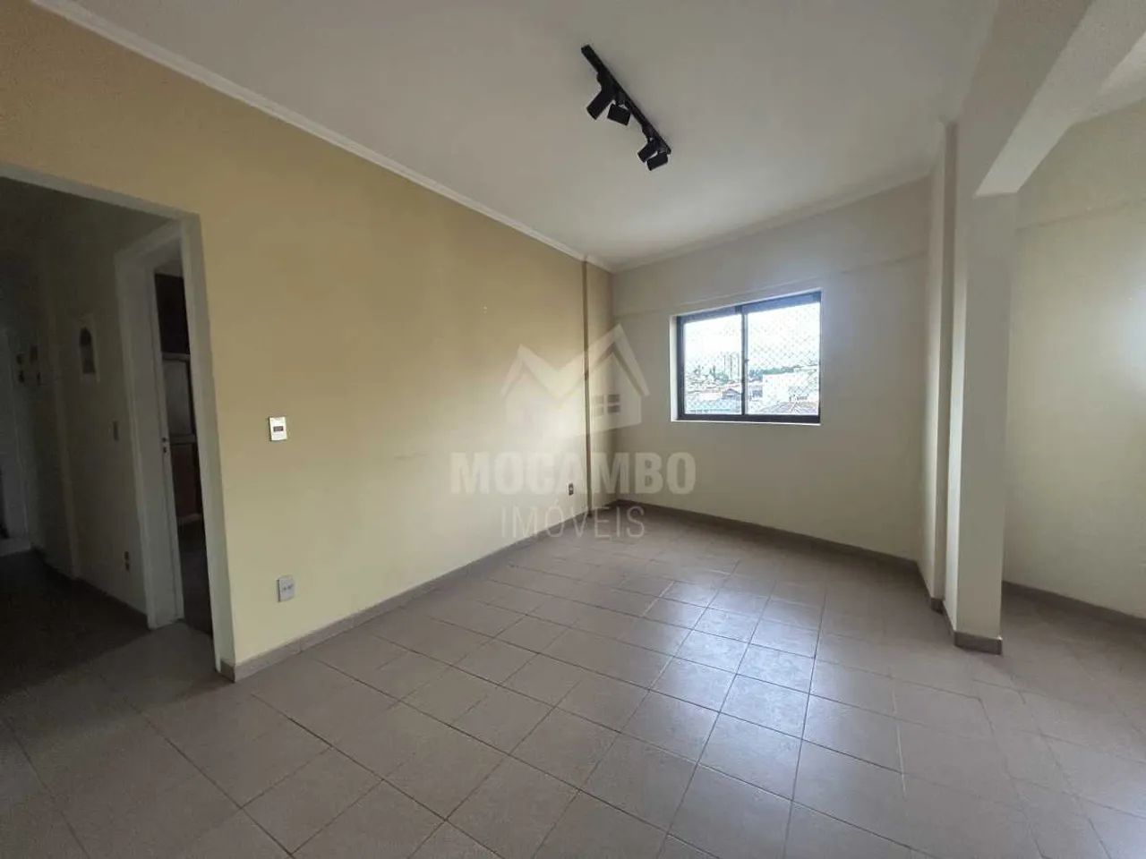 Apartamento : / Residencial / Centro