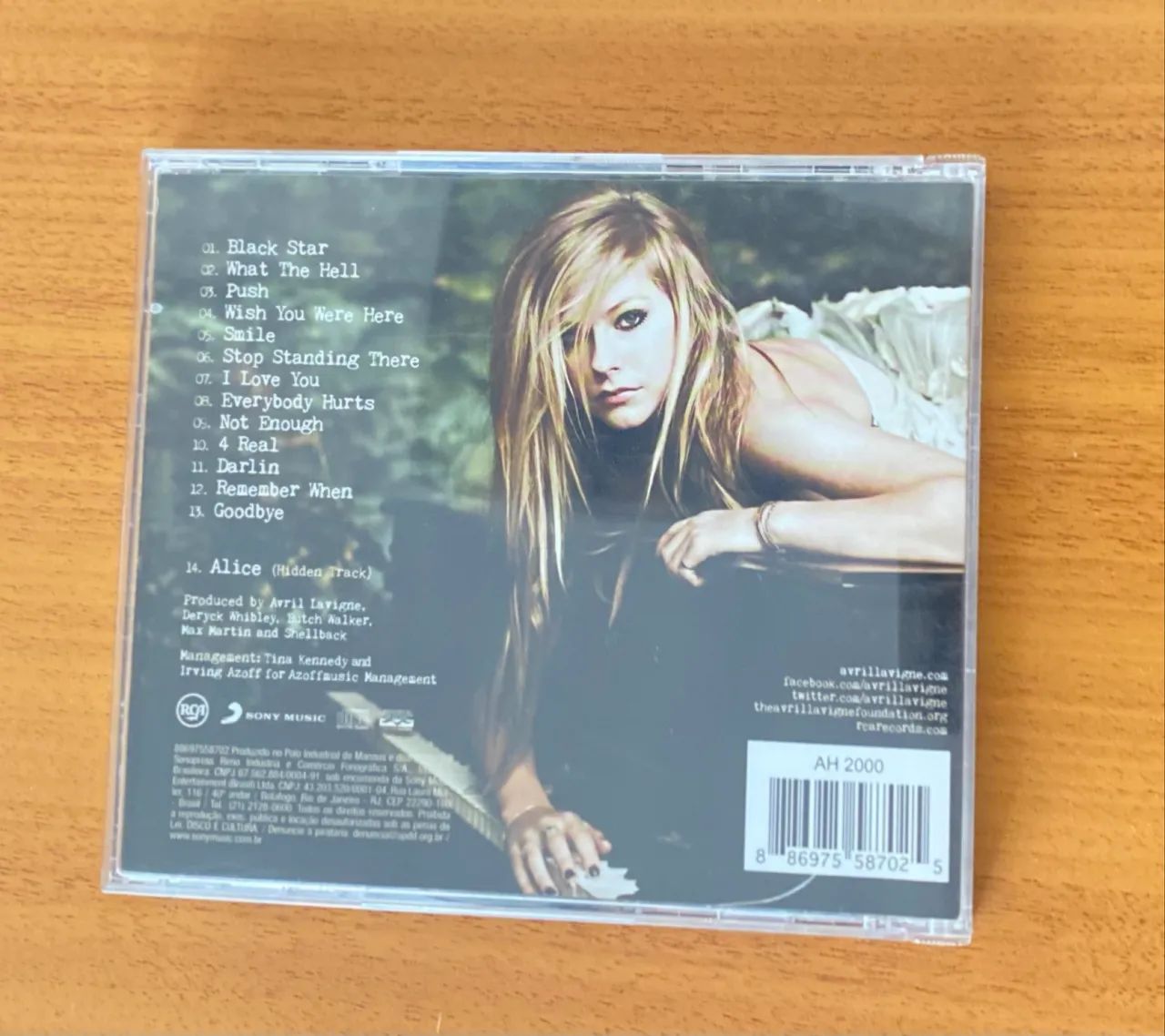 CD Avril Lavigne Goodbye Lullaby  - Foto 2
