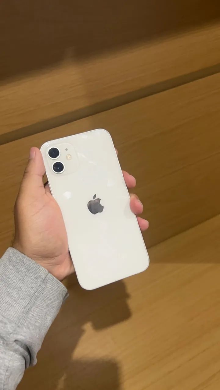 iPhone 12 